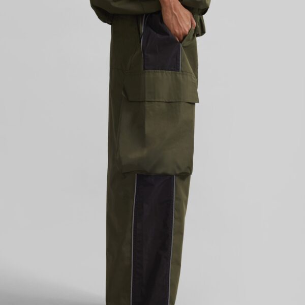 The Frankie Shop Navan Cargo Pants – Khaki, view 6