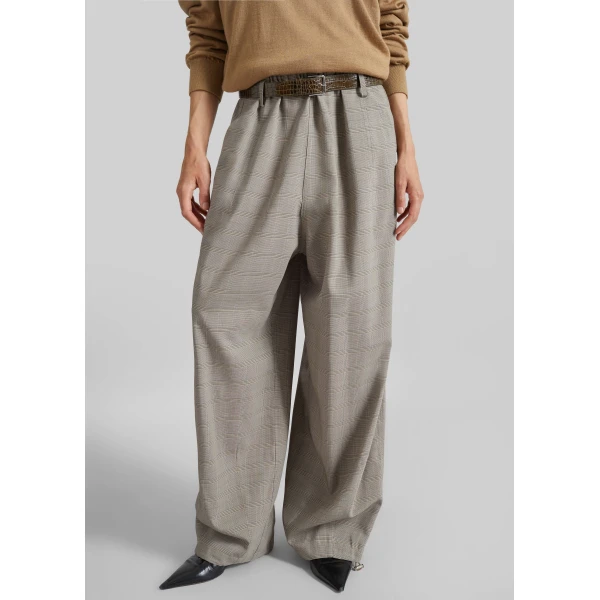 The Frankie Shop Oakdale Track Pants - Beige Glen Plaid - Oversized Minimalist Pants in Multicolour - Shop at Luxury Shoes 