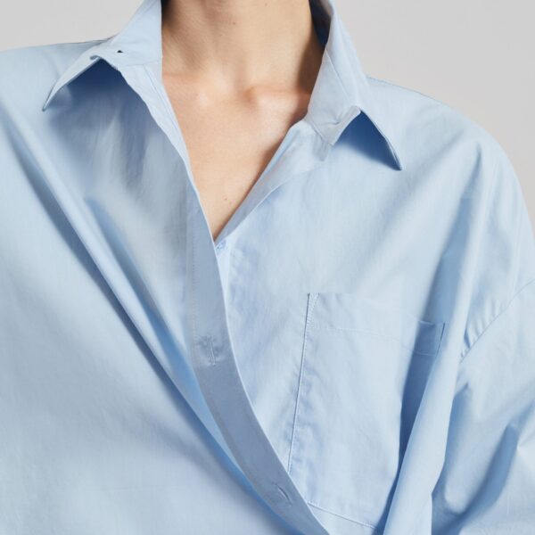 The Frankie Shop Ornella Side Button-Up Shirt – Light Blue, view 4