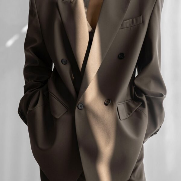 The Frankie Shop Pallen Double Breasted Blazer – Brown, view 2