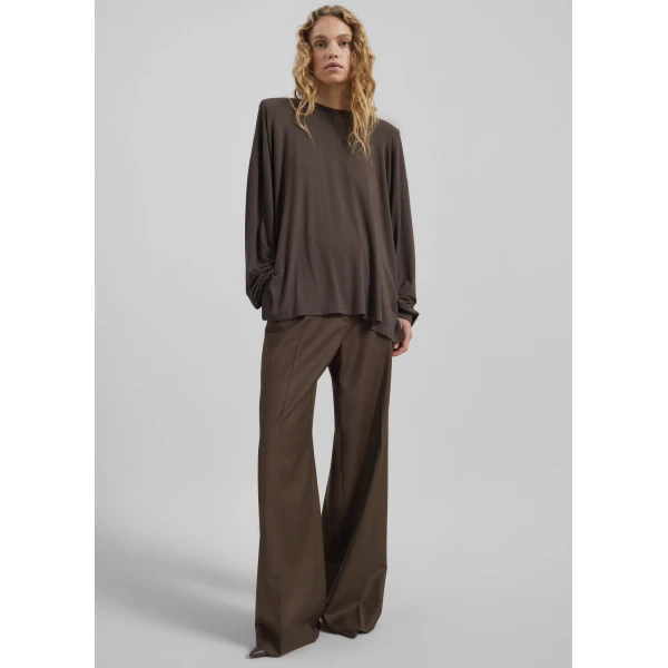 The Frankie Shop Ravvi Soft Padded Top – Brown, view 2