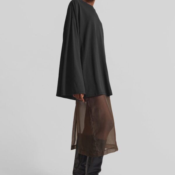 The Frankie Shop Rio Oversized Sleeve Tee – Black Top, view 2