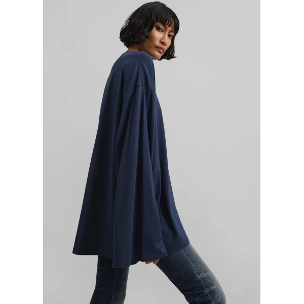 The Frankie Shop Rio Oversized Sleeve Tee - Dark Navy - Oversized Minimalist Tops in Blue - Shop at Luxury Shoes 