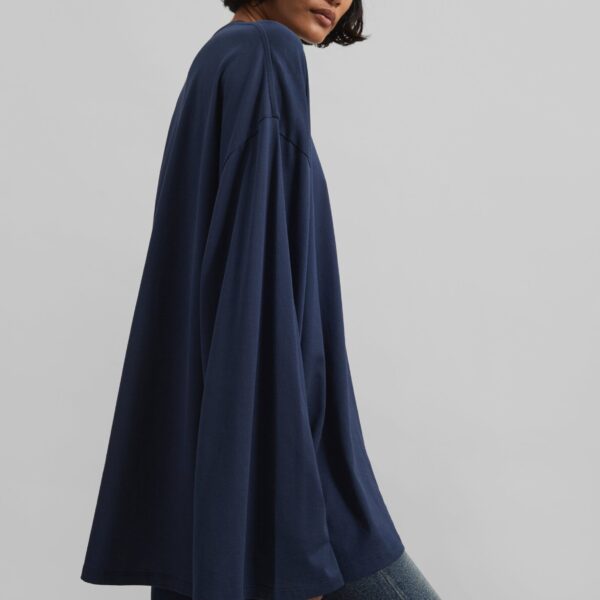 The Frankie Shop Rio Oversized Sleeve Tee – Dark Navy Top, view 3