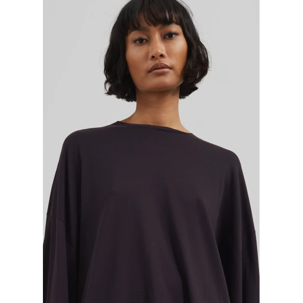 The Frankie Shop Rio Oversized Sleeve Tee - Dark Plum - Oversized Minimalist Tops in Purple - Shop at Luxury Shoes 