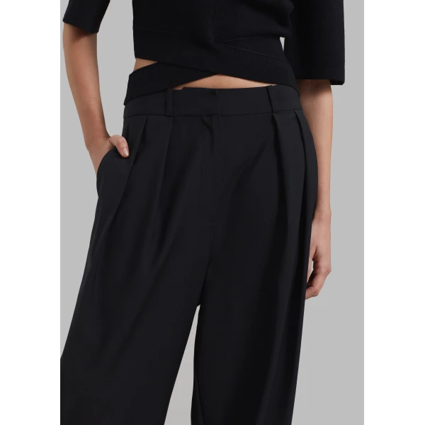 The Frankie Shop Ripley Pleated Trousers - Black - Oversized Minimalist Pants in Black - Shop at Luxury Shoes 