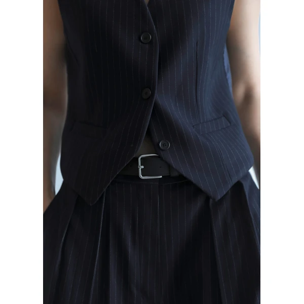 The Frankie Shop Tansy Tailored Vest - Navy Pinstripe - Oversized Minimalist Jackets in Multicolour - Shop at Luxury Shoes 