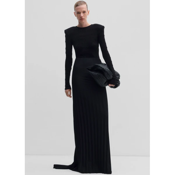 The Frankie Shop Top #11 - Black - Oversized Minimalist Tops in Black - Shop at Luxury Shoes 