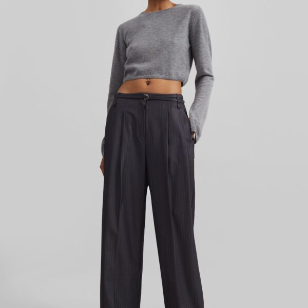 The Frankie Shop Veer Zip Cropped Sweater – Grey, view 5
