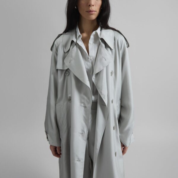 The Frankie Shop Veyron Silk Trench – Grey Coat, view 4