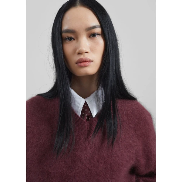 The Frankie Shop Vilhena Wool Fuzzy V-Neck Sweater - Burgundy - Oversized Minimalist Knitwear in Red - Shop at Luxury Shoes 