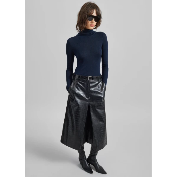 The Frankie Shop Vivonne Croc Faux Leather Culottes - Black - Oversized Minimalist Shorts in Black - Shop at Luxury Shoes 