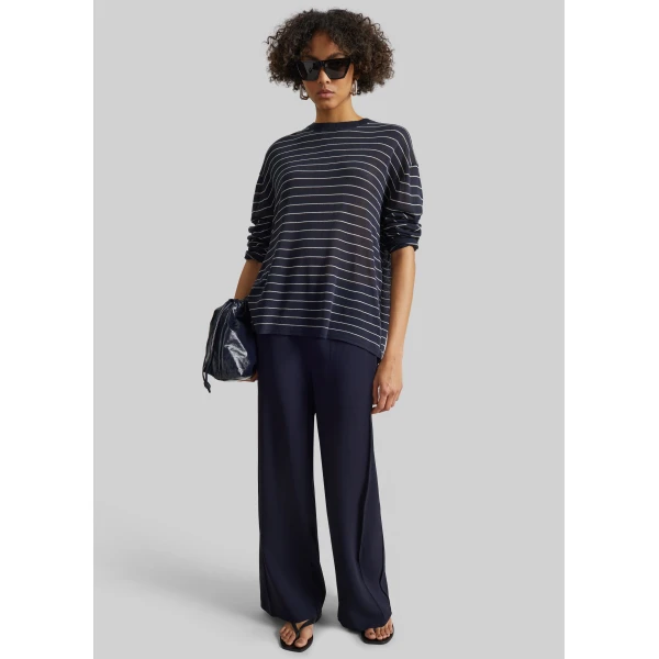 The Frankie Shop Wide Leg Culottes - Dark Ink Navy - Oversized Minimalist Pants in Black - Shop at Luxury Shoes 