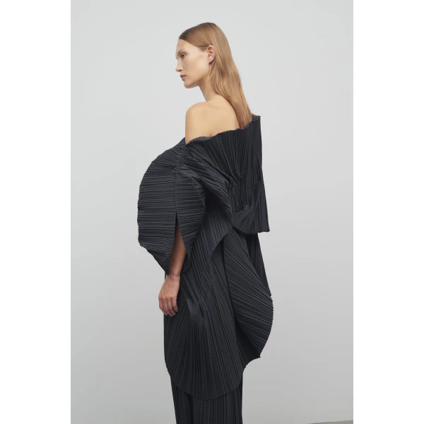 The Row Akiko Top - Tops - Luxury Ready-to-Wear at Luxury Shoes 