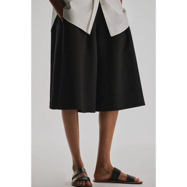 The Row Fauna Short - Shorts - Luxury Ready-to-Wear at Luxury Shoes 