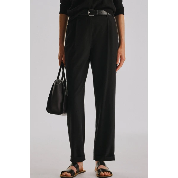 The Row Fini Pant - Pants - Luxury Ready-to-Wear at Luxury Shoes 
