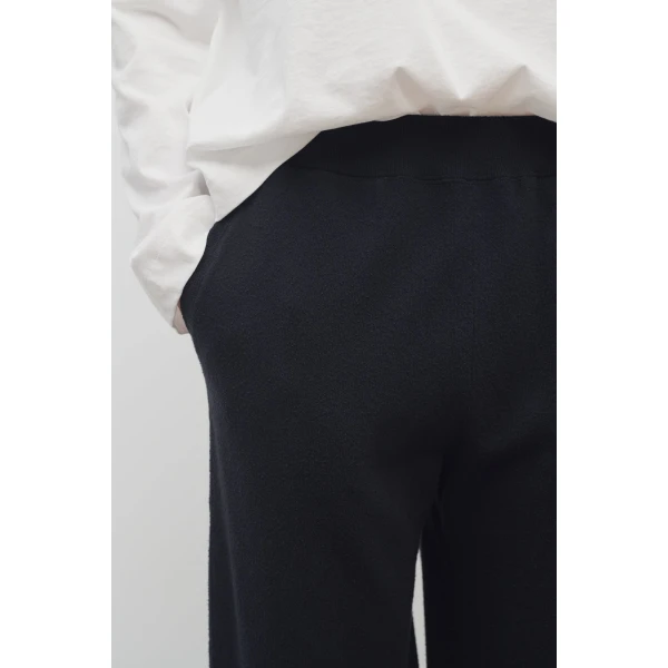 The Row Koriona Pants - Pants - Luxury Ready-to-Wear at Luxury Shoes 