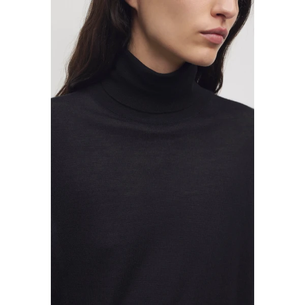 The Row Nabari Turtleneck - Knitwear - Luxury Ready-to-Wear at Luxury Shoes 