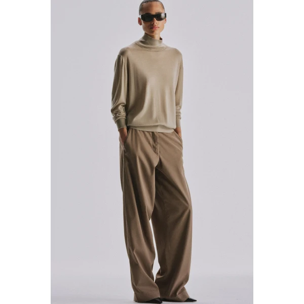 The Row Orly Top - Tops - Luxury Ready-to-Wear at Luxury Shoes 