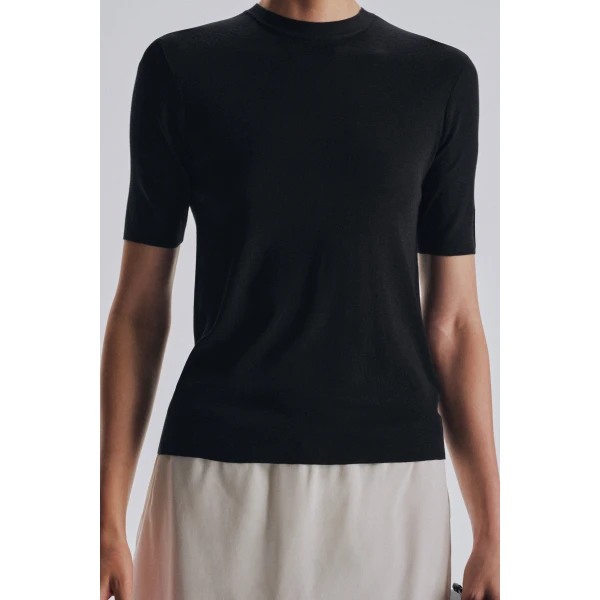 The Row Ozzi Top - Tops - Luxury Ready-to-Wear at Luxury Shoes 