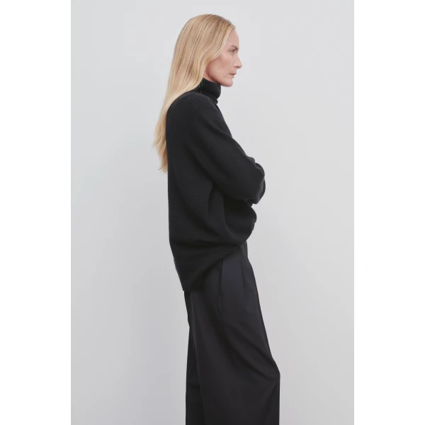 The Row Stepny Turtleneck - Knitwear - Luxury Ready-to-Wear at Luxury Shoes 