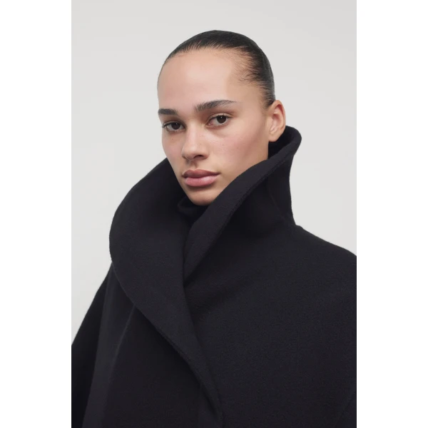 The Row Temur Coat - Coats - Luxury Ready-to-Wear at Luxury Shoes 