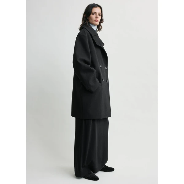 Totême Broad Peacoat Black - Coats - Scandinavian Minimalist Luxury at Luxury Shoes 
