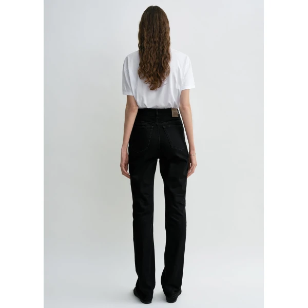 Totême High Slim Denim Black - Pants - Scandinavian Minimalist Luxury at Luxury Shoes 