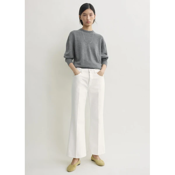 Totême Kick Flare Denim Off-White - Pants - Scandinavian Minimalist Luxury at Luxury Shoes 