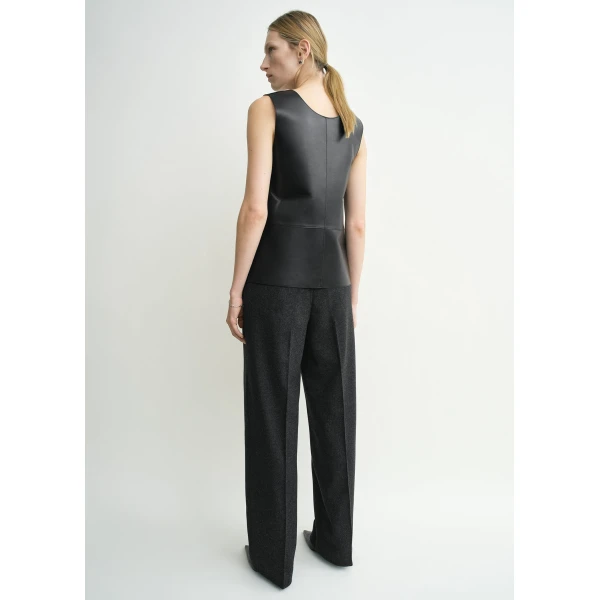 Totême Scoop-Neck Leather Top Black - Tops - Scandinavian Minimalist Luxury at Luxury Shoes 