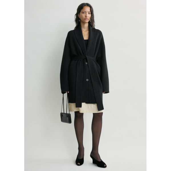 Totême Shawl-Lapel Robe Black - Robes - Scandinavian Minimalist Luxury at Luxury Shoes 