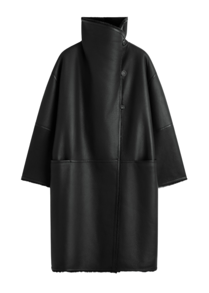Totême Shearling Wrap Coat Black - Coats - Scandinavian Minimalist Luxury at Luxury Shoes 