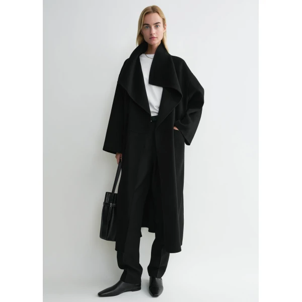 Totême Signature Wool Cashmere Coat Black - Coats - Scandinavian Minimalist Luxury at Luxury Shoes 