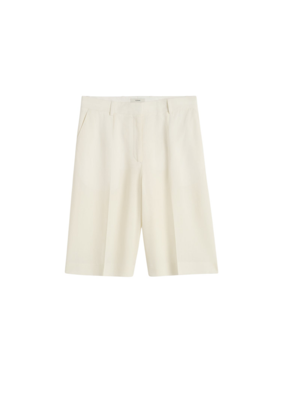 Totême Wide Tailored Shorts Ecru - Shorts - Scandinavian Minimalist Luxury at Luxury Shoes 