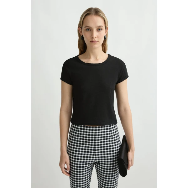 Posse Clover Tee – sustainable Tops in Black from Australian designer at Luxury Shoes .