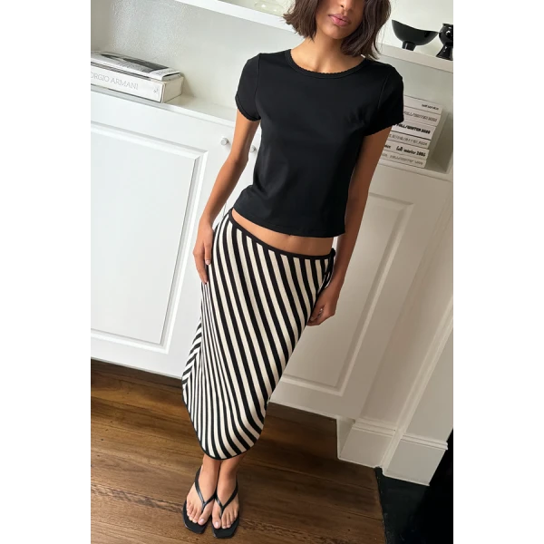 Posse Darcy Skirt – sustainable Skirts in Black from Australian designer at Luxury Shoes .