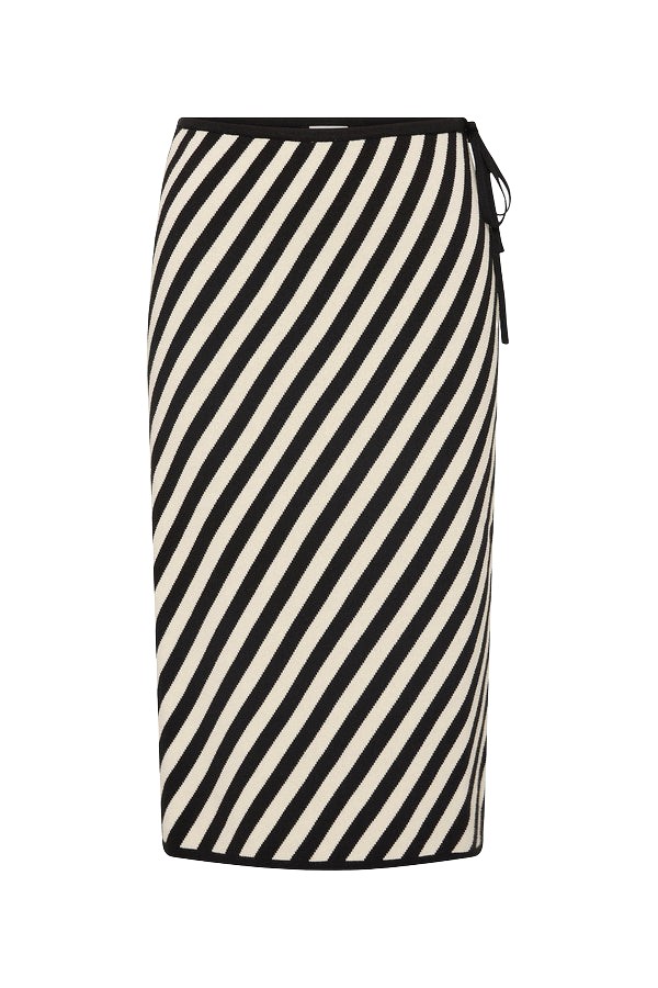 posse-Darcy-Skirt-Skirts-Black-coveti29838_nobg Darcy Skirt - Image 1