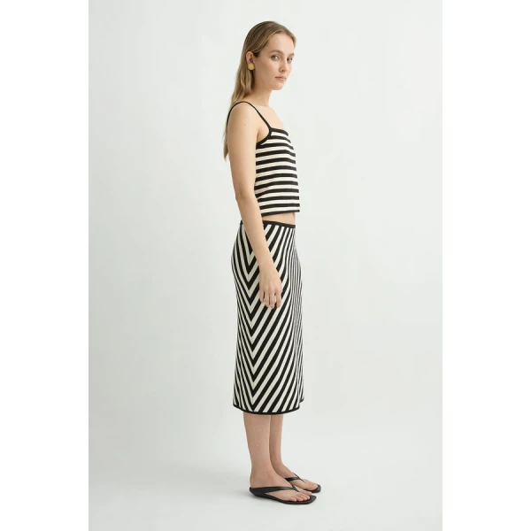Posse Darcy Top – sustainable Tops in Black from Australian designer at Luxury Shoes .