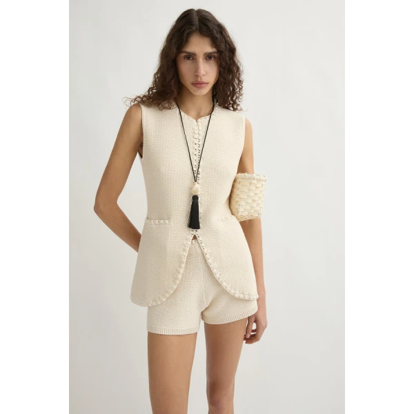 Posse Harlan Short – sustainable Shorts in Beige from Australian designer at Luxury Shoes .