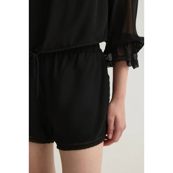 Posse Priscilla Short – sustainable Shorts in Black from Australian designer at Luxury Shoes .
