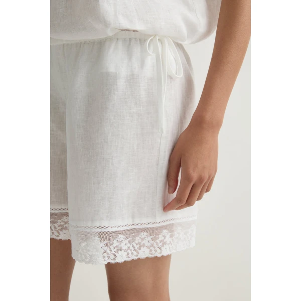 Posse Veronica Short – sustainable Shorts in White from Australian designer at Luxury Shoes .