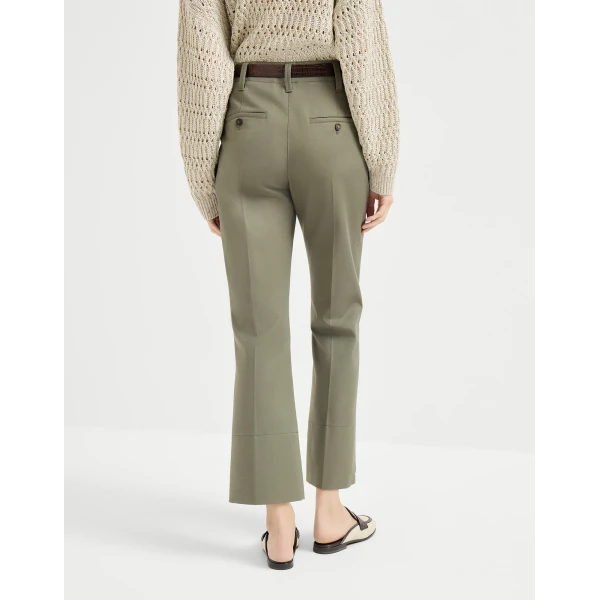 Brunello Cucinelli Kickflare Cigarette trousers in Olive, view 3