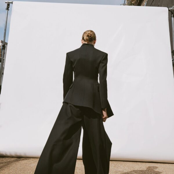 Awake Mode Asymmetric Volume-Contrast Jacket Black, view 4