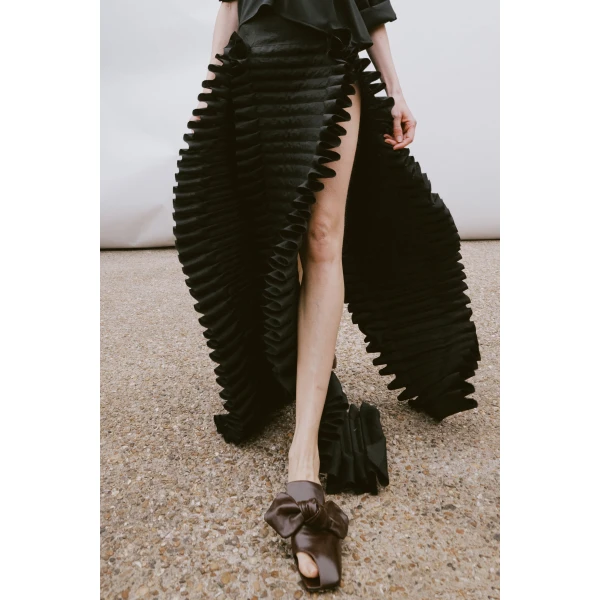 Awake Mode Laminary Skirt Black, view 2