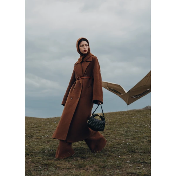 Polene Béri in Onda Black Bag, view 4