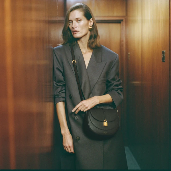 Demellier The Siena Saddle in Black Crossbody Bag, view 2