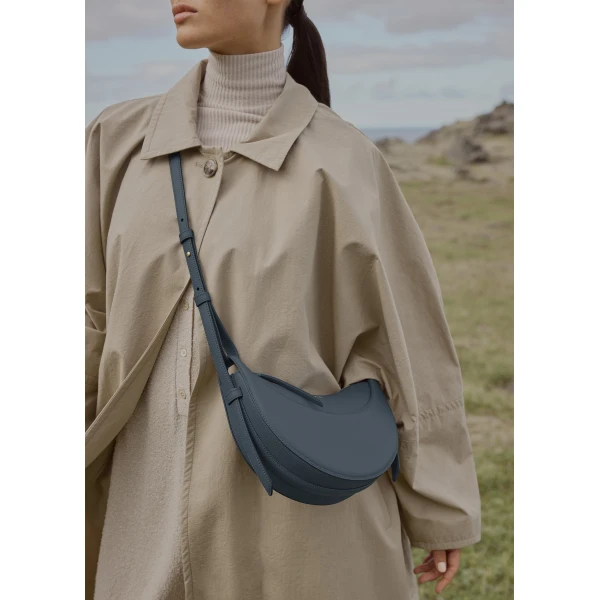 Polene Numéro Dix in Midnight Blue Bag, view 2