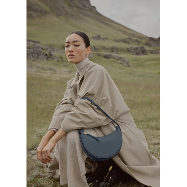 Polene Numéro Dix in Midnight Blue Bag, view 3