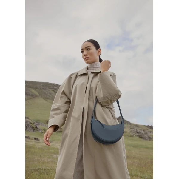 Polene Numéro Dix in Midnight Blue Bag, view 4