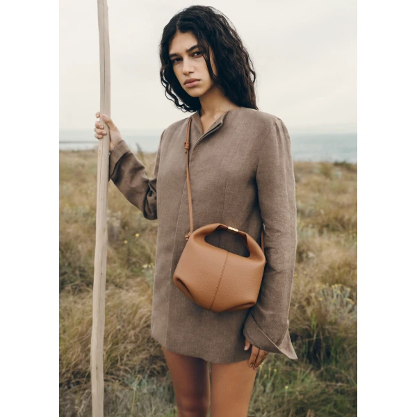 Polene Béri in Camel Bag, view 2